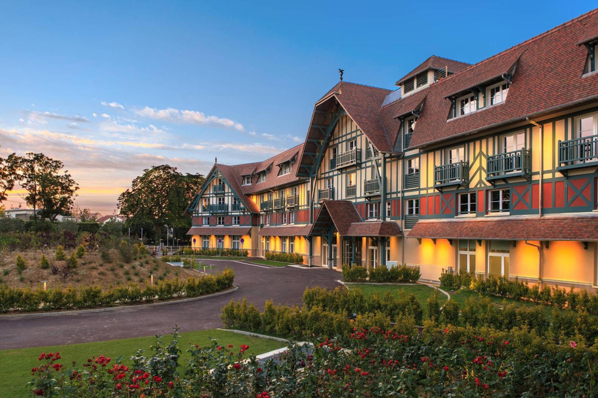Renaissance Paris Hippodrome De St. Cloud Hotel Rueil-Malmaison Eksteriør bilde