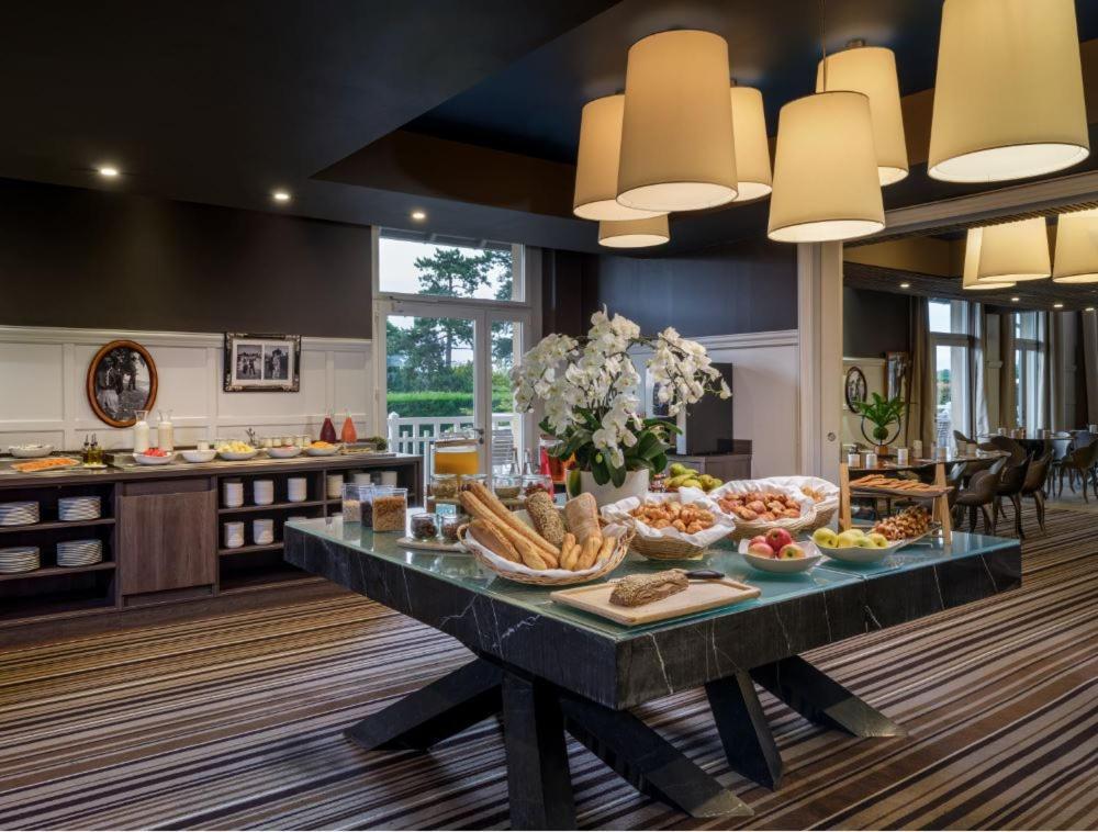 Renaissance Paris Hippodrome De St. Cloud Hotel Rueil-Malmaison Eksteriør bilde