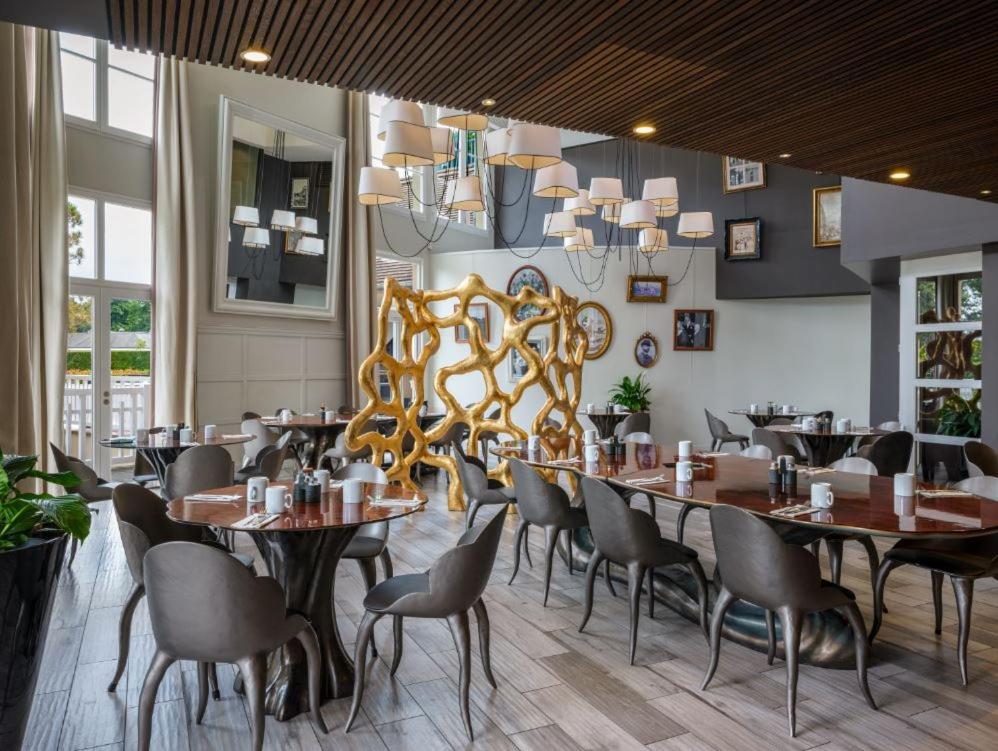 Renaissance Paris Hippodrome De St. Cloud Hotel Rueil-Malmaison Eksteriør bilde