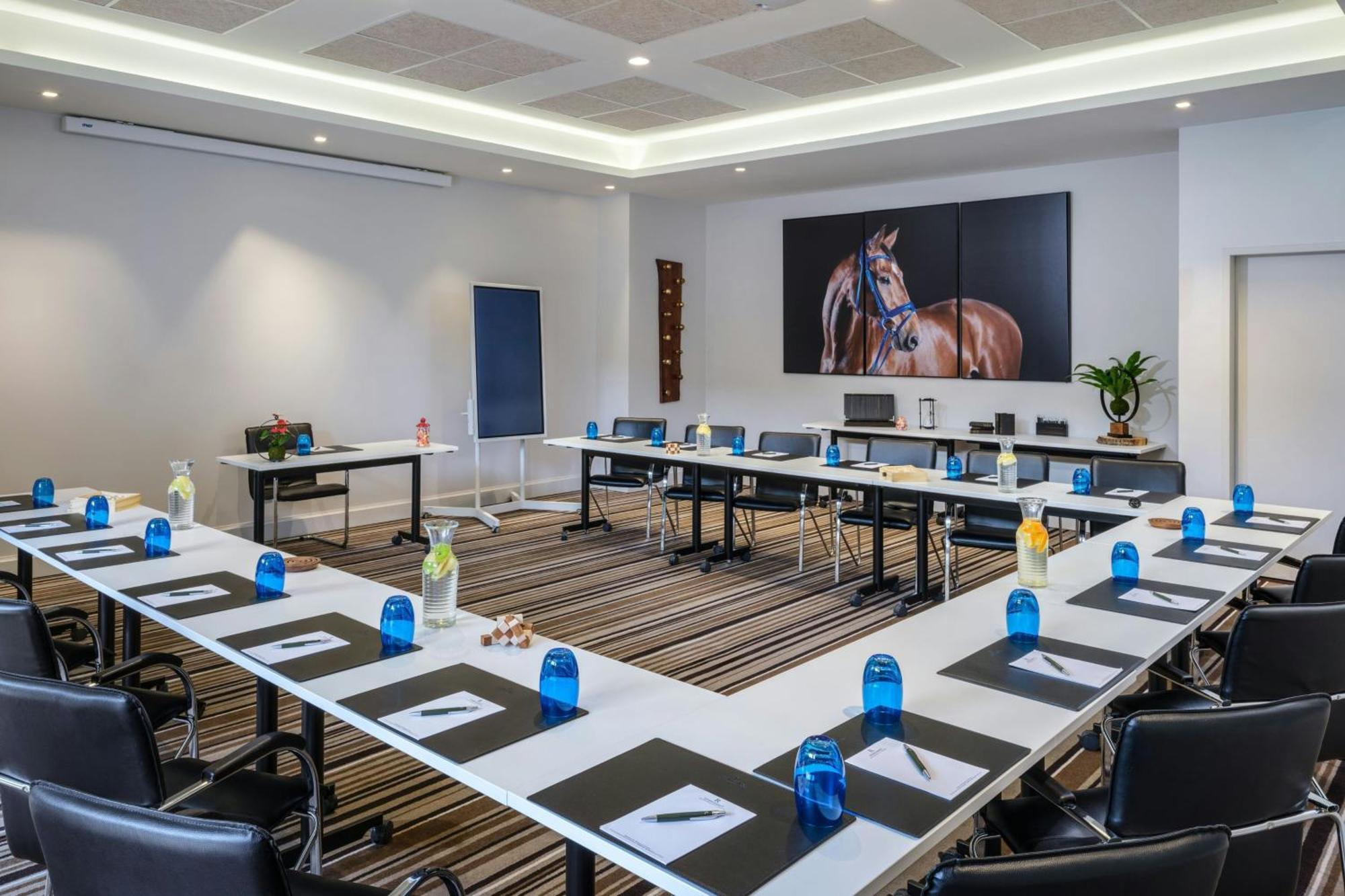 Renaissance Paris Hippodrome De St. Cloud Hotel Rueil-Malmaison Eksteriør bilde