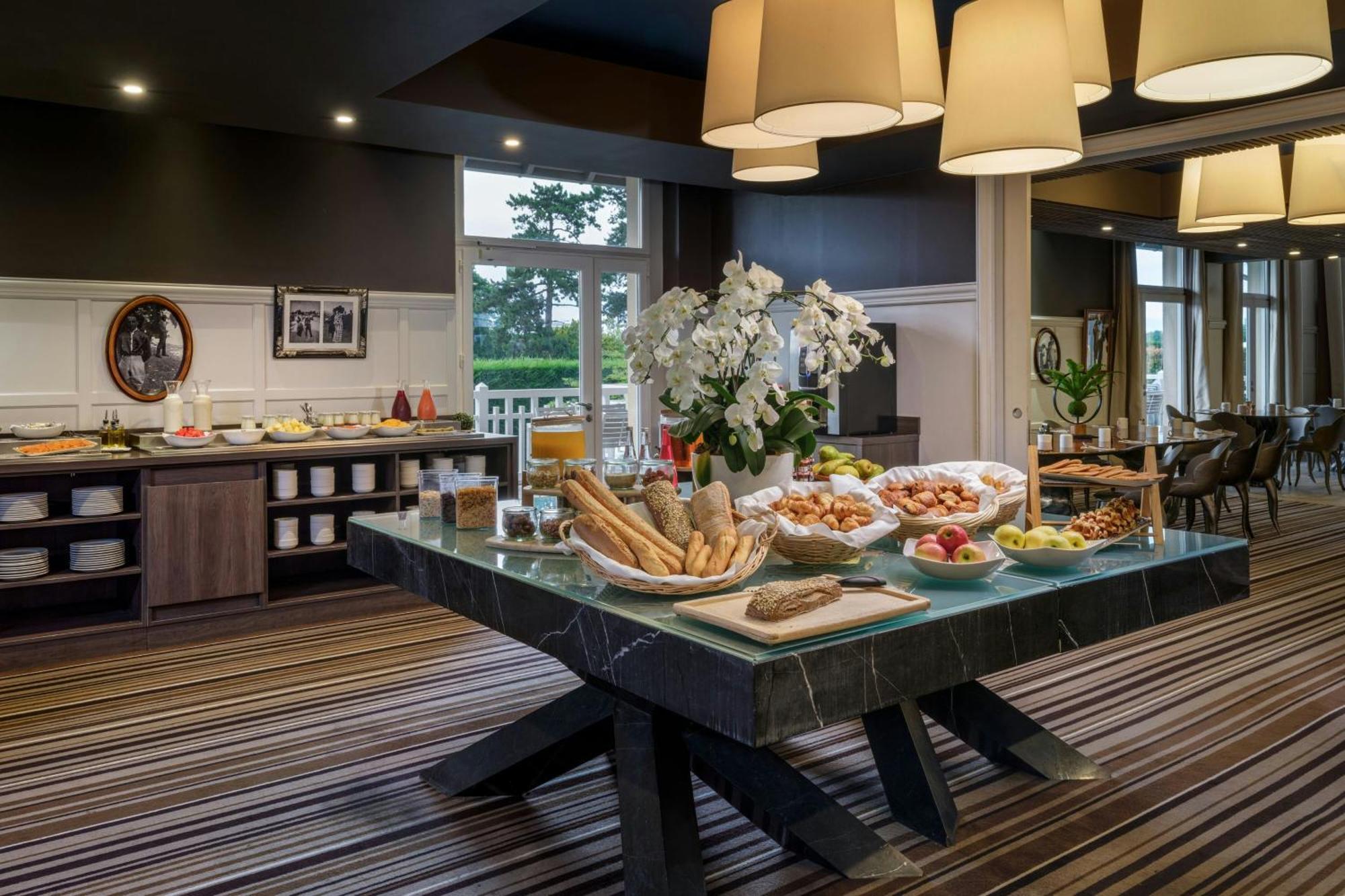 Renaissance Paris Hippodrome De St. Cloud Hotel Rueil-Malmaison Eksteriør bilde